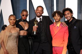 Jada Pinkett Smith, Willow Smith, Will Smith, Jaden Smith and Trey Smith attend the 2022 Vanity Fair Oscar Party Hosted By Radhika Jones at Wallis Annenberg Center for the Performing Arts on March 27, 2022 in Beverly Hills, California