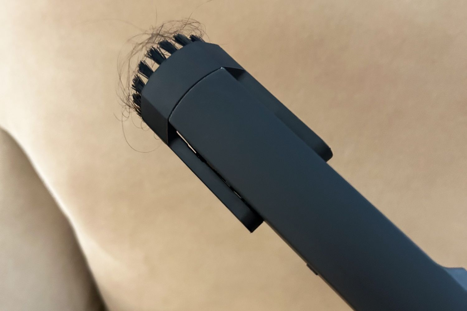 The brush head on the Shark Wandvac (without self-empty feature)