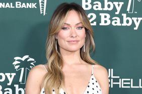  Olivia Wilde attends the 2023 Baby2Baby Gala