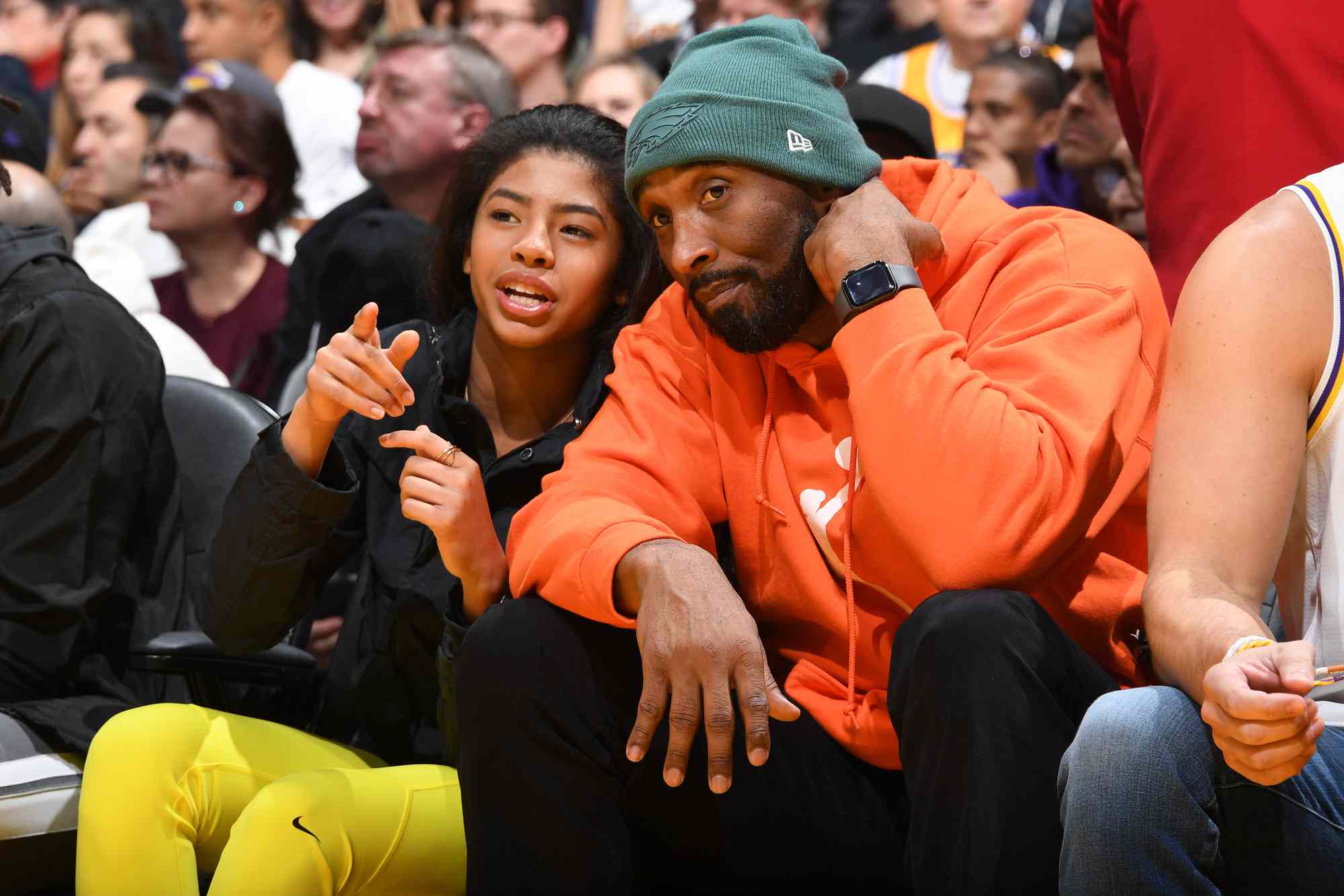 Kobe Bryant and Gianna Bryant attend the game between the Los Angeles Lakers and the Dallas Mavericks on December 29, 2019