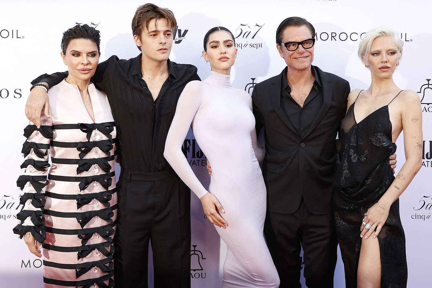 Lisa Rinna, Henry Eikenberry, Amelia Gray, Harry Hamlin and Delilah Belle Daily Front Row fashion awards beverly hills 04 28 24