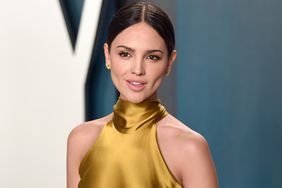 Eiza Gonzalez attends the 2020 Vanity Fair Oscar Party on February 09, 2020 in Beverly Hills, California.