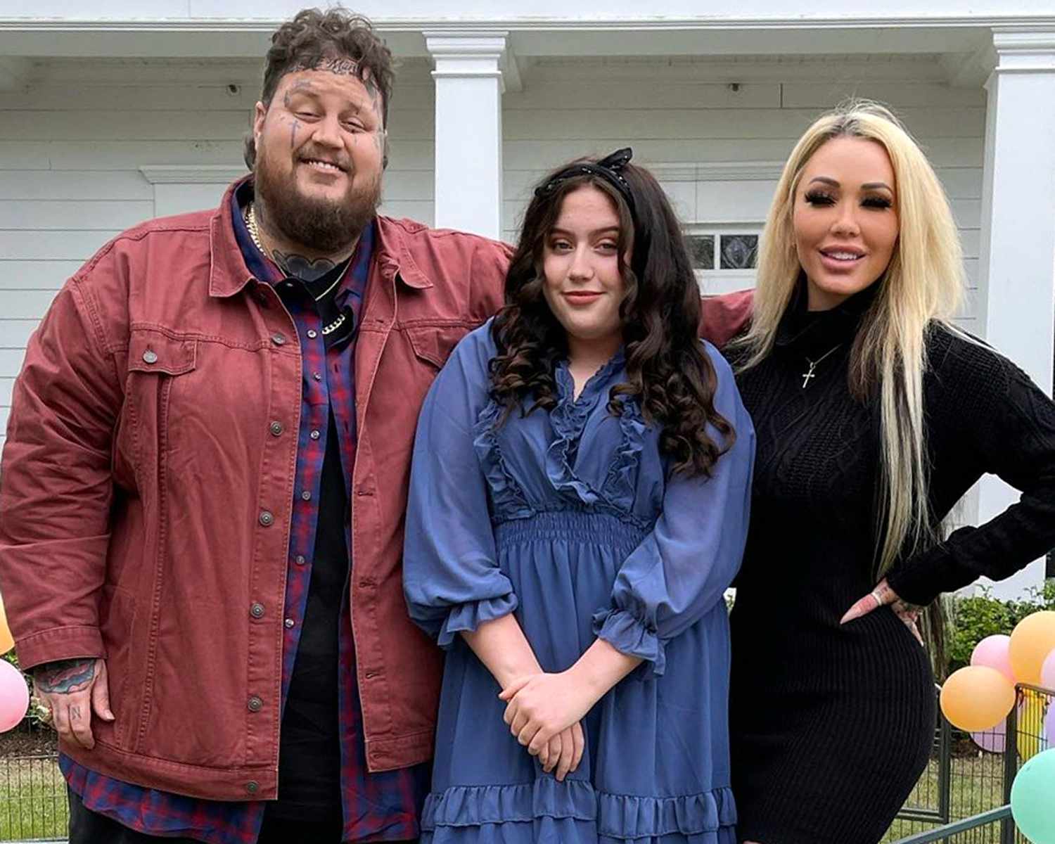 Jelly Roll and Bunny Xo with their daughter, Bailee Ann on Easter 2022