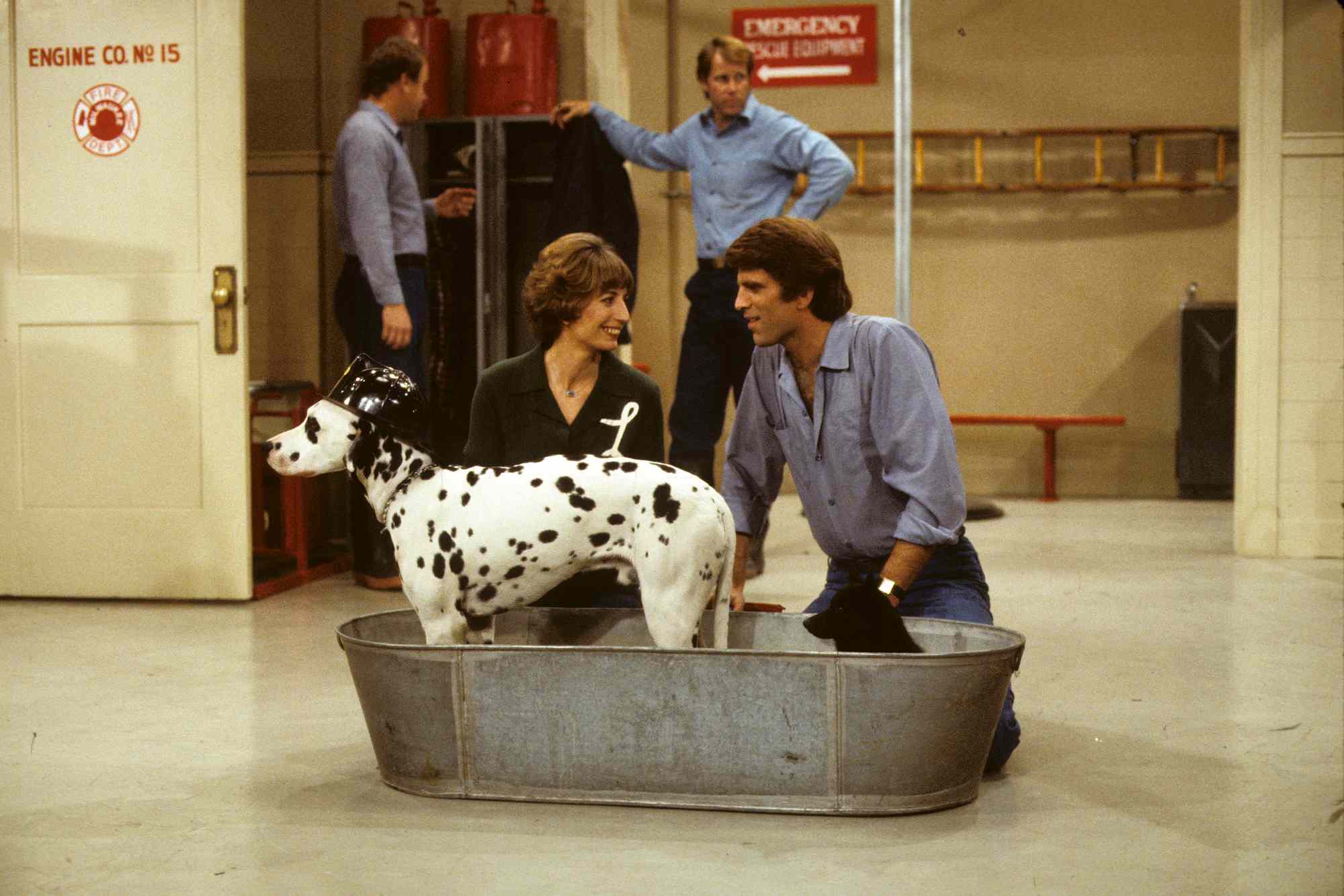 LAVERNE & SHIRLEY - "Why Did the Fisherman..." - Airdate: February 4, 1980.