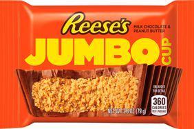 Reese's peanut butter jumbo cup