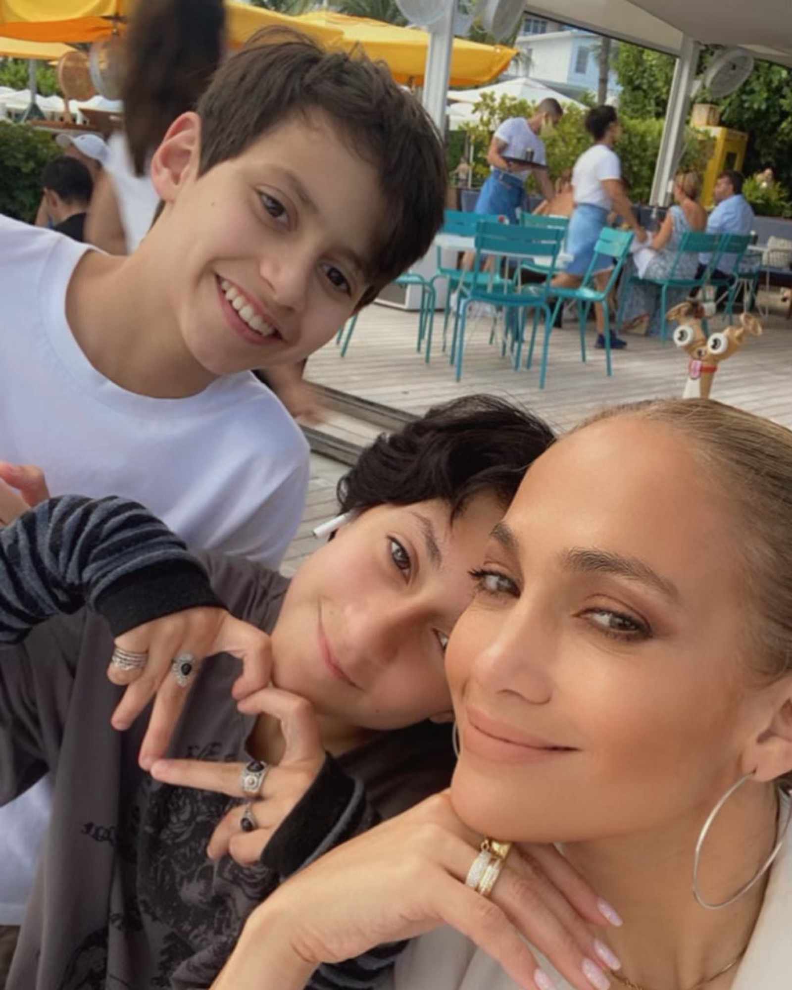 Jennifer Lopez with her kids 
