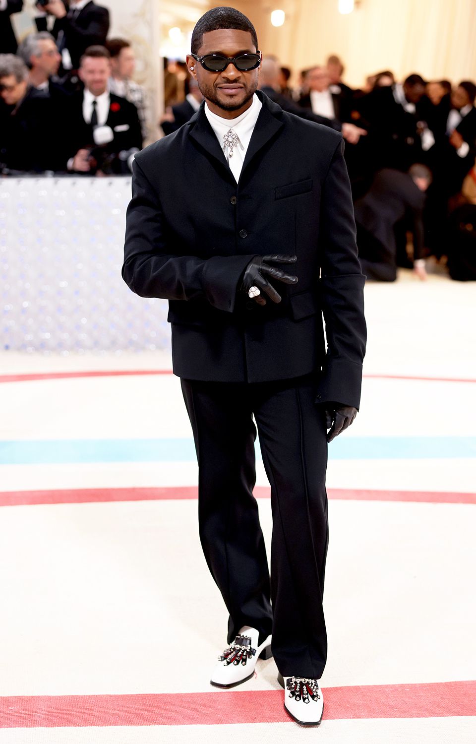 Usher attends The 2023 Met Gala Celebrating "Karl Lagerfeld: A Line Of Beauty" at The Metropolitan Museum of Art on May 01, 2023 in New York City.