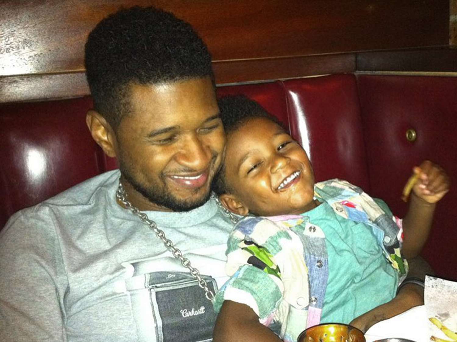 Usher and his son Nayvid