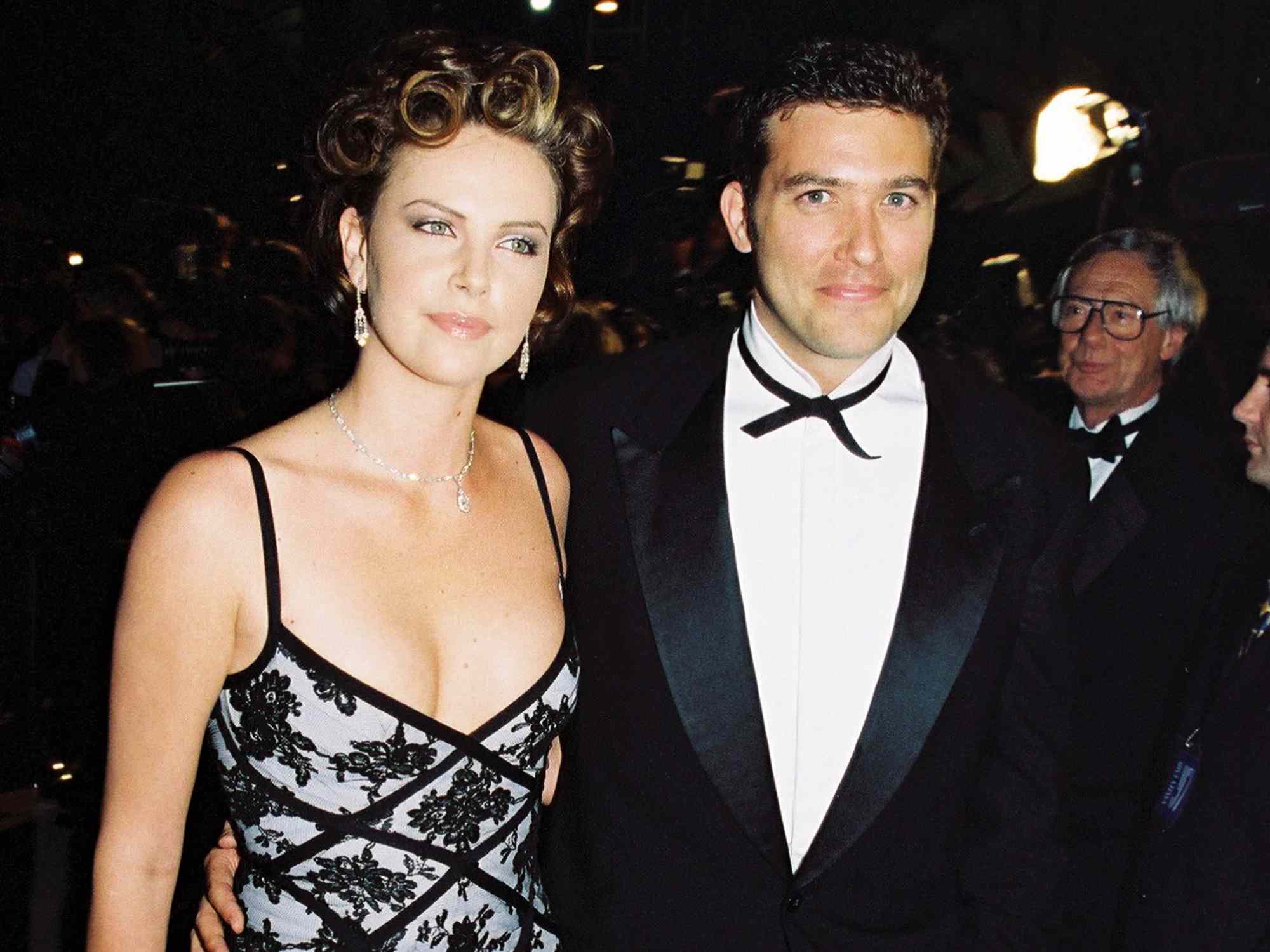 Charlize Theron & Craig Bierko 1997 Vanity Fair Oscar Party 1997 Hollywood, CA