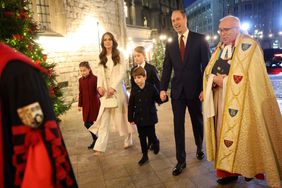 Kate Middleton princess of Wales Catherine Christmas carols London 12 08 23 william louie george charlotte