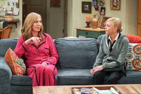 Allison Janney and Anna Faris in Mom