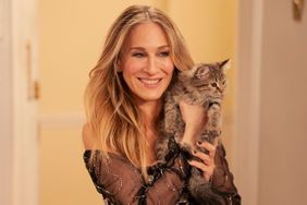 Sarah Jessica Parker MAX And Just Like That... Season 2 - Episode 11
