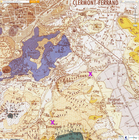 Localisation, sur fond géologique, des fours à chaux (croix violette) d'Aubière (détruits) et de Romagnat (les plus jeunes existent encore), deux communes de la banlieue Sud de Clermont-Ferrand
