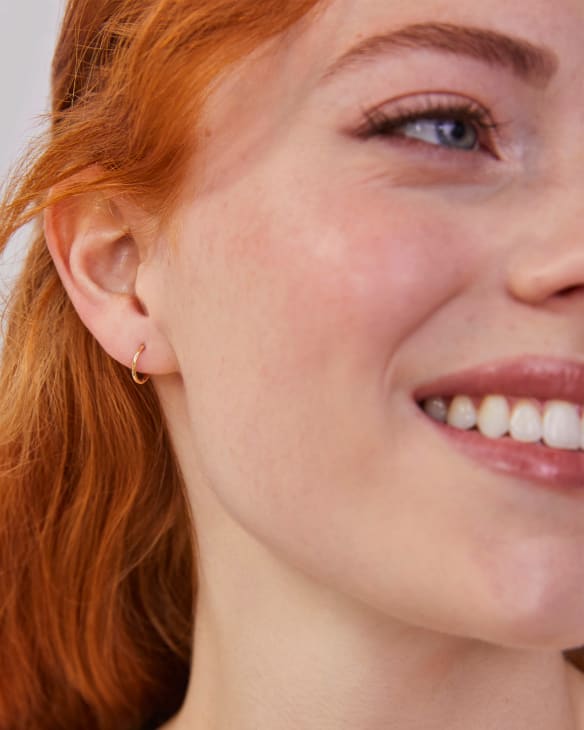Gina Seamless Huggie Earrings in 14k White Gold