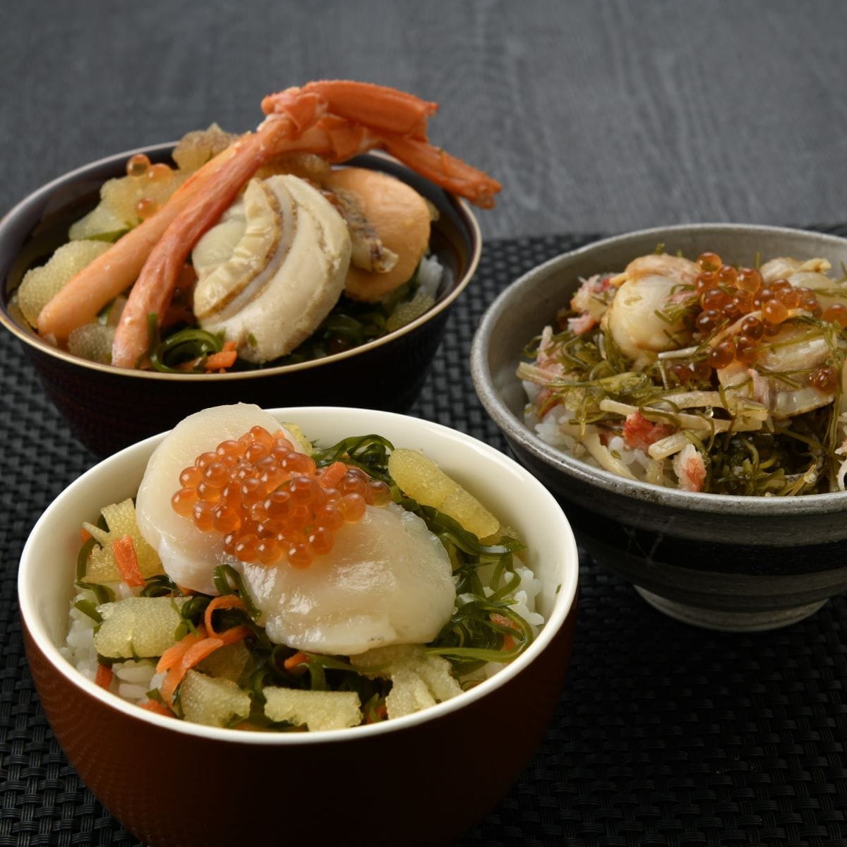 彩り海鮮丼3種
