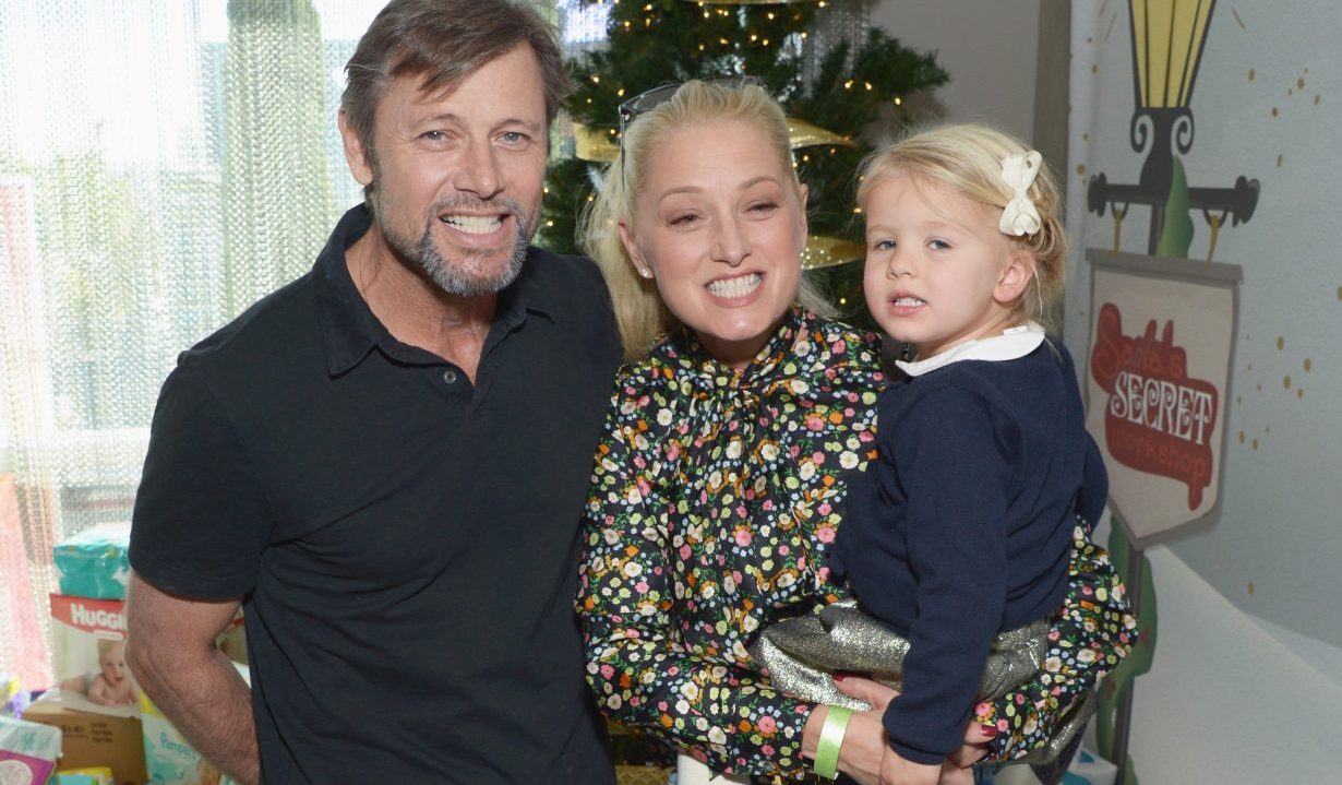 WEST HOLLYWOOD, CA - DECEMBER 03: (L-R) Actor Grant Show, actress Katherine LaNasa and daughter Eloise McCue Show attend 6th Annual Santa's Secret Workshop benefitting L.A. Family Housing at Andaz on December 3, 2016 in West Hollywood, California. (Photo by Matt Winkelmeyer/Getty Images for Santa's Secret Workshop 2016)