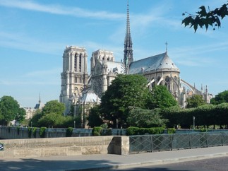 Le Groupe BPCE, fidèle à ses valeurs coopératives s’engage pour la restauration de Notre-Dame de Paris avec les Banques Populaires, les Caisses d’Epargne et leurs fédérations, Natixis et Banque Palatine