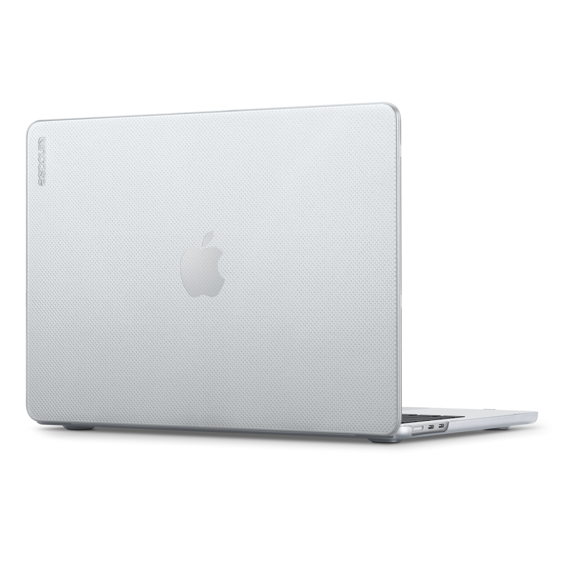 Vue oblique arrière de la coque Hardshell d’Incase pour MacBook Air, qui offre une protection légère et ergonomique sans entraver l’accès aux ports, voyants et boutons.