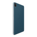 Smart Folio em azul‑marinho para iPad Pro, a proteger a parte traseira e a mostrar as câmaras Grande angular e Ultra grande angular