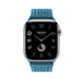 Bracelet Simple Tour Tricot Bleu Jean (bleu), montrant le cadran de l’Apple Watch.