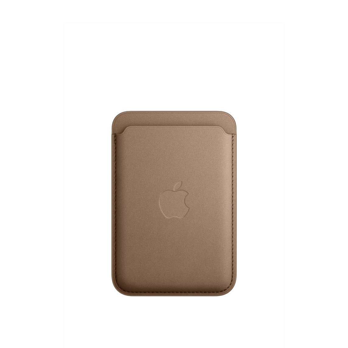 Vista frontal da Carteira em tecido FineWoven com MagSafe para iPhone em Castanho-toupeira, ranhura do cartão no topo, com logótipo Apple integrado no centro.
