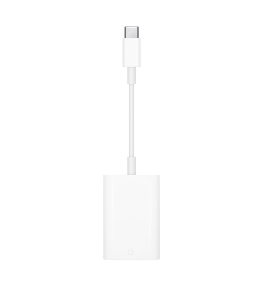 L’adaptateur USB‑C vers lecteur de carte SD vous permet de transférer des photos et vidéos haute résolution à des vitesses UHS‑II sur votre Mac ou iPad doté d’un port USB‑C.  