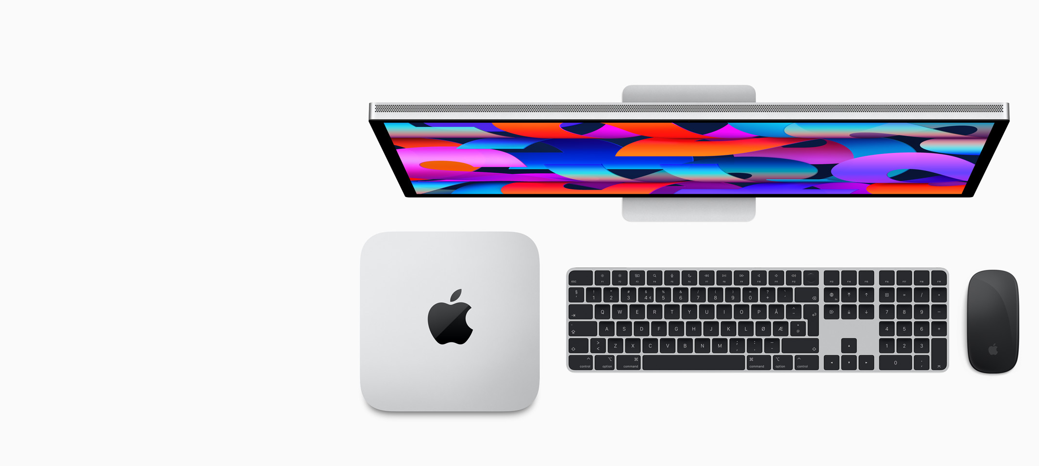 Studio Display, Mac Studio, Magic Keyboard med Touch ID og talltastatur, og Magic Mouse 