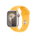 驕陽黃色運動錶帶內側，展示讓錶帶戴起來舒適貼服的收入式鈕扣