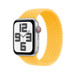 驕陽黃色編織單圈手環的側看角度，這款錶帶手感柔軟，富有紋理，並且抗汗抗水