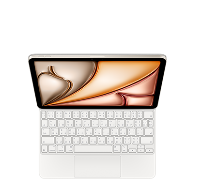Magic Keyboard สีขาวที่ติดเข้ากับ iPad ในแนวนอนพร้อมปุ่มลูกศรเรียงเป็นรูปตัว T กลับหัว และแทร็คแพดในตัว