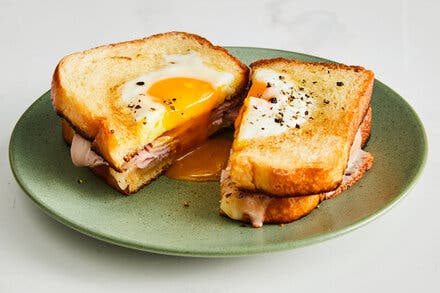 Egg-in-a-Nest Sandwich
