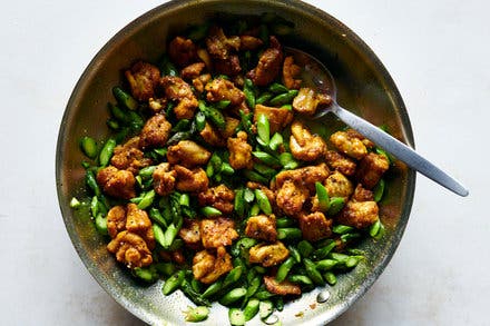 Turmeric-Black Pepper Chicken With Asparagus