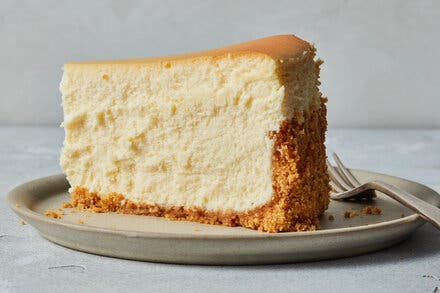 Tall and Creamy Cheesecake