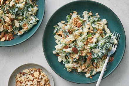 Asparagus Ricotta Pasta With Almonds