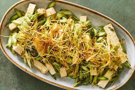 Tofu and Asparagus With Frizzled Leeks