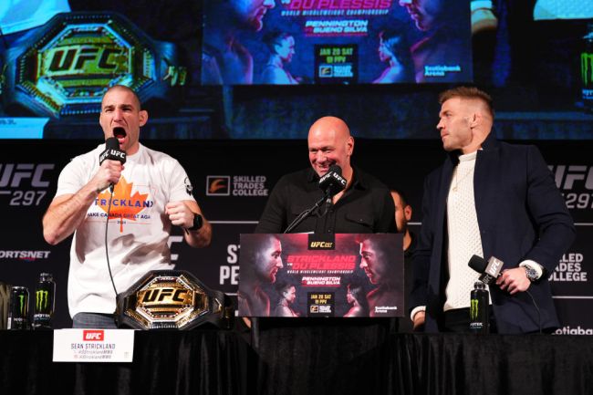 TORONTO, ONTARIO - JANUARY 18: (L-R) Sean Strickland and Dricus Du Plessis of South Africa are seen on stage during the UFC 297 press conference at The Elgin and Winter Garden Theatre Centre on January 18, 2024 in Toronto, Ontario. (Photo by Jeff Bottari/Zuffa LLC via Getty Images)